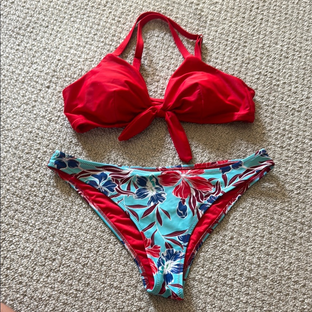 Cupshe Red and Blue Bikini